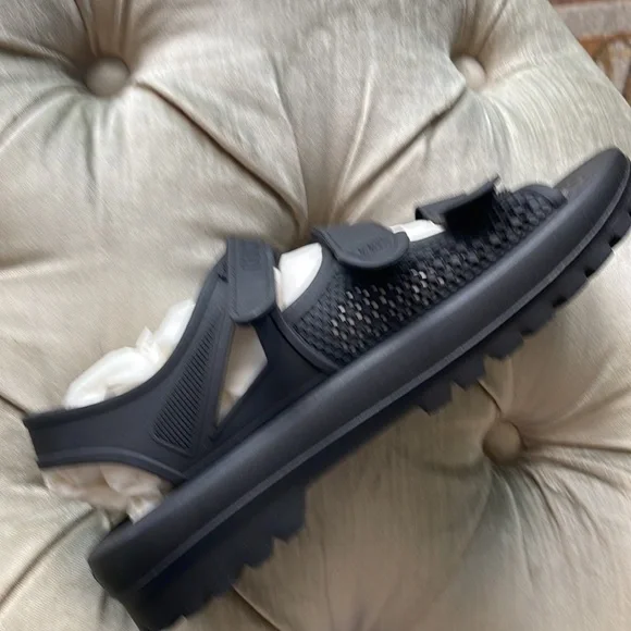 New authentic Gucci hiking sport sandal